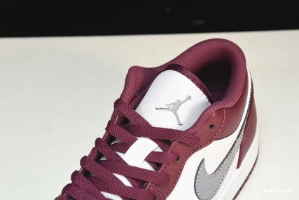 Hyperoad Bordeaux White 1 Low Jordan 0924